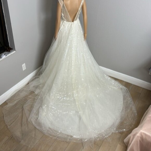 Bianco Vita Wedding Dress Couture Tulle A-line Size 10 NEW - Picture 10 of 16